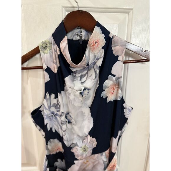 Finders Keepers Earthly Treasures Navy Floral Tie Front Tank Dress sz XS ( rare) - Picture 5 of 8